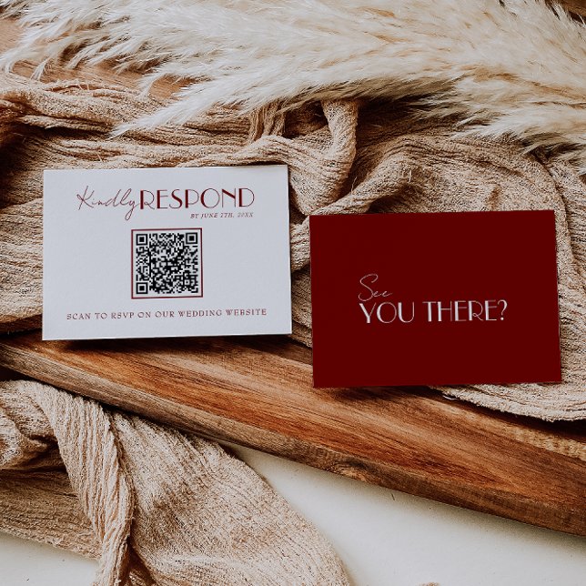 Elegante weiße tiefrote Burgunderrot QR-Code Hochz RSVP Karte (Von Creator hochgeladen)