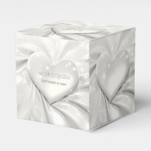 Elegante White Cream Heart Favor Box Geschenkschachtel