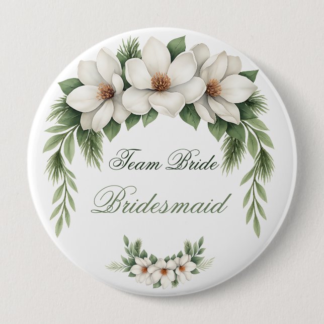 Elegante White Magnolia Winter Wedding Pine Tree Button (Vorderseite)