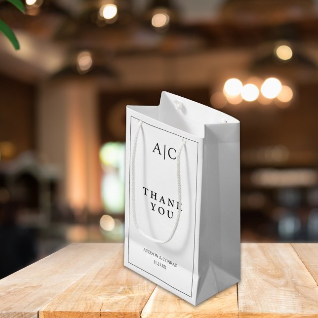 Elegante White Monogram Wedding Kleine Geschenktüte (Von Creator hochgeladen)