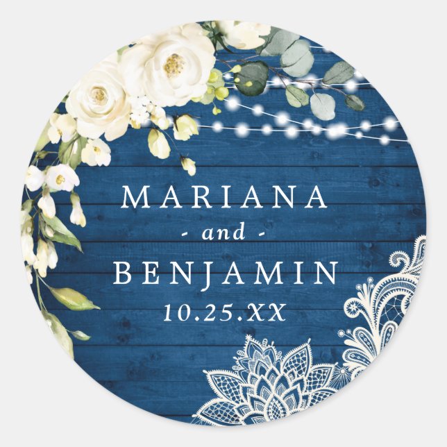 Elegante White Roses Lace Rustic Wood Wedding Runder Aufkleber (Vorderseite)