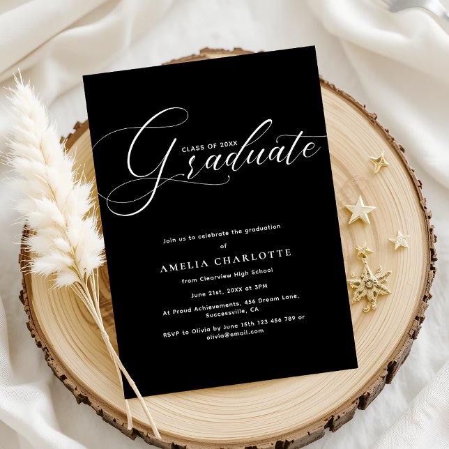 Elegante White Script Minimal Graduation Party Einladung (Von Creator hochgeladen)