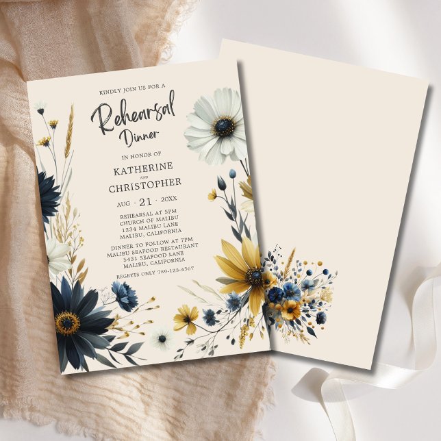 Elegante Wildblumen Beige Hochzeit Probe Dinner Einladung (Elegant Watercolor Wildflowers Beige Wedding Rehearsal Dinner Invitation with blue & yellow flowers.)