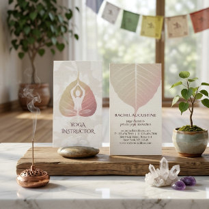 Elegante Yoga-Meditationshaltung mit Bodhi-Blatt Visitenkarte