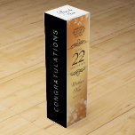 Eleganter 22. Geburtstag der Kupferhochzeit Weinbox<br><div class="desc">Fügen Sie eine besondere Touch zu den 22. Hochzeitsfeiern mit dieser Weingeschenkbox hinzu! Elegante schwarze Serifen und serifenlose Schriftzeichen mit sechseckigen Konfetti auf Kupfer-Hintergrund fügen diesem besondere Anlass eine unvergessliche Touch und einen außergewöhnlichen Meilenstein hinzu. Passen Sie sich die Namen des glücklichen Paares an und die Jahre der Ehe oder...</div>