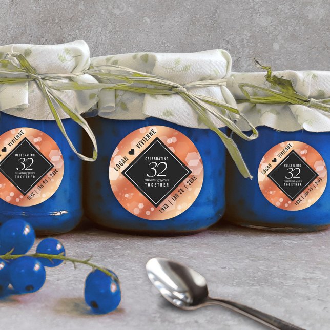 Eleganter 32. Geburtstag der Bronze Runder Aufkleber (Elegant 32nd Bronze Wedding Anniversary Round Sticker Cover Photo.)