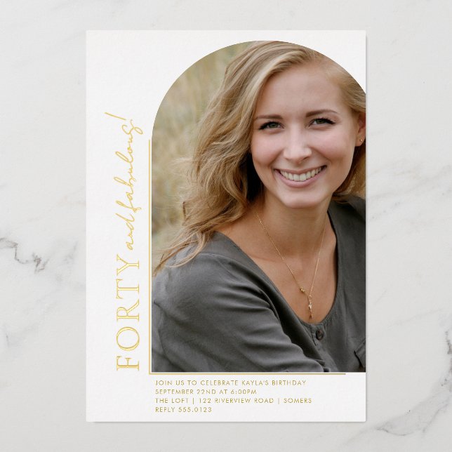 Eleganter Arch Shape 40 und Kokettes Foto Gold Folieneinladung (Vorderseite)