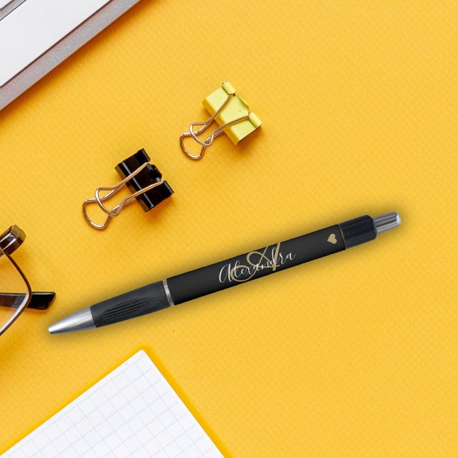 Eleganter Black Gold Heart Script Name Monogram Bl Kugelschreiber (Von Creator hochgeladen)