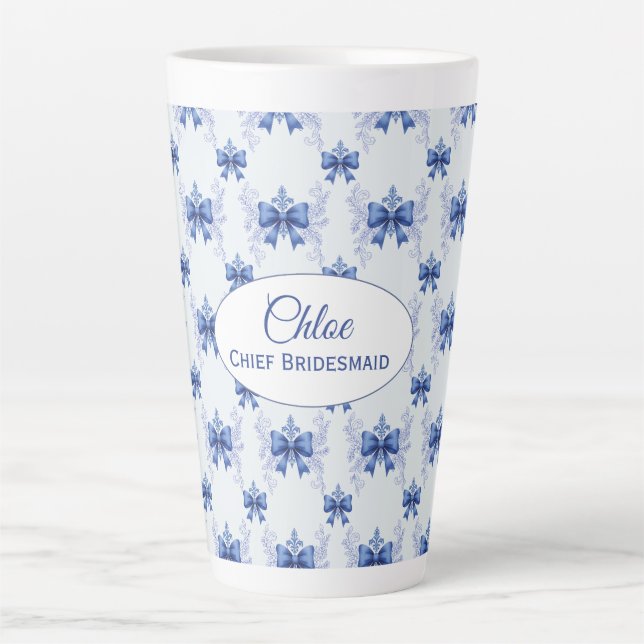 Eleganter blauer Bogen Brautparty Milchtasse (Vorderseite)