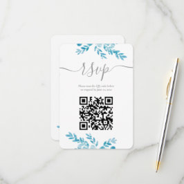 Eleganter Blue Gray Floral QR Code Hochzeit RSVP Karte