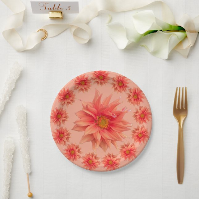 Eleganter Blumenschmuck,  Pappteller (Hochzeit)