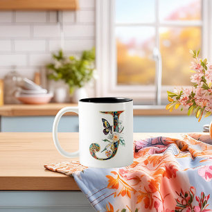 Eleganter böhmischer Blumenbrief J Zweifarbige Tasse