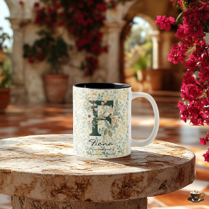 Eleganter Boho-Chic-Becher mit floralem Monogramm  Zweifarbige Tasse