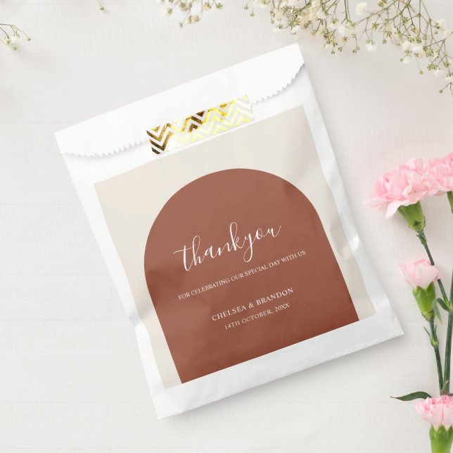 Eleganter Boho Terrakotta-Bogen Danke Hochzeit Geschenktütchen (Versiegelt)