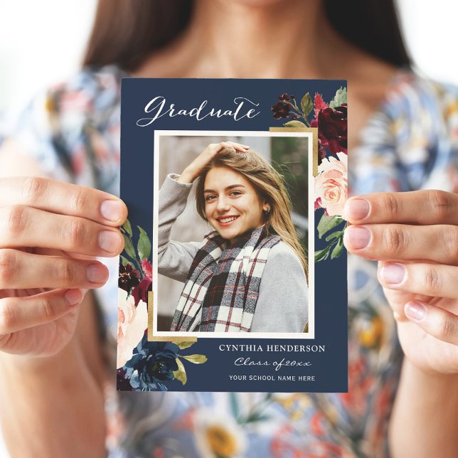 Eleganter Burgundy und Navy Grad Foto Abschluss Ankündigung (Von Creator hochgeladen)