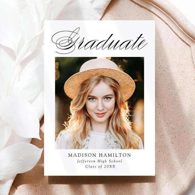 Eleganter Calligrafy Foto Abschluss Ankündigung (Von Creator hochgeladen)