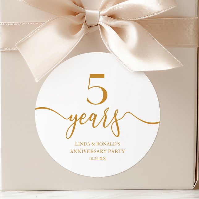 Eleganter Champagner 5. Hochzeitstag Runder Aufkleber (Von Creator hochgeladen)