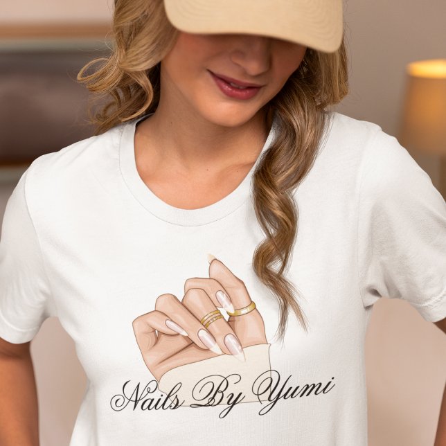 Eleganter Chic Beauty Salon Nagelkünstlerin Manicu T-Shirt (Von Creator hochgeladen)