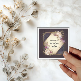 Eleganter Cocktail Napkins in den Farben Weiß und Serviette