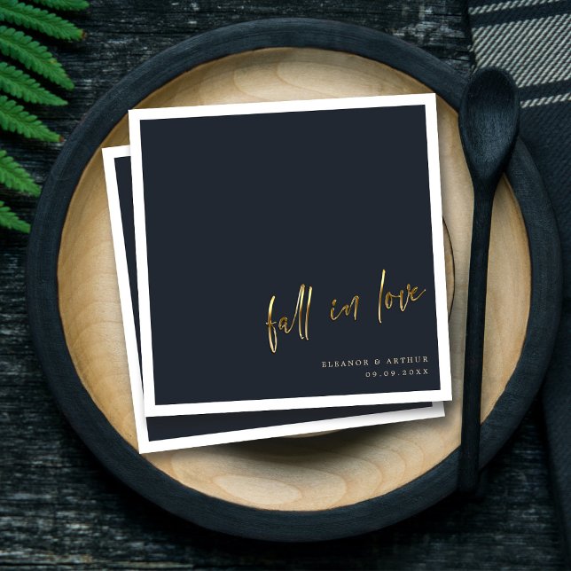 Eleganter Fall in Liebe | Gold Script Wedding Serviette (Elegant Gold Script_ Modern Love - Wedding Décor Napkins)