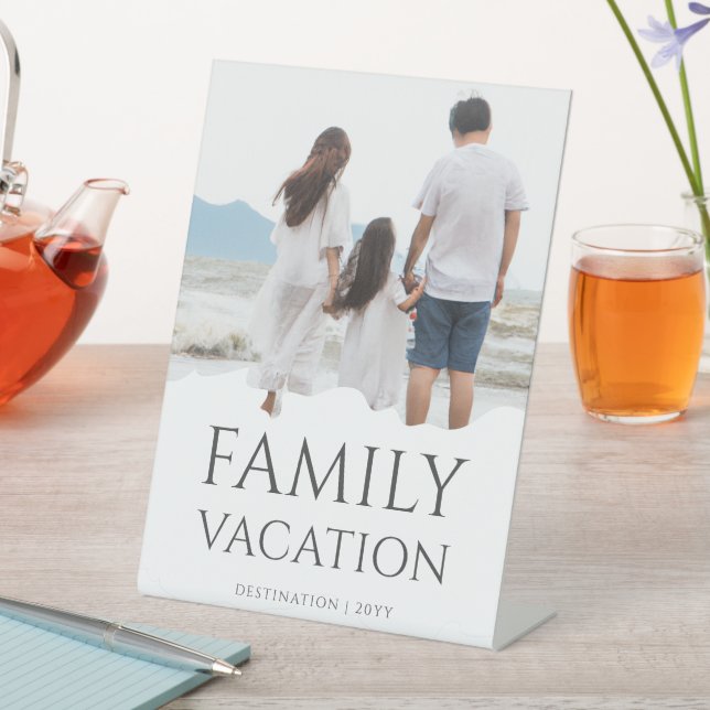 Eleganter Familienurlaub | Foto für Familienreisen Sockelschild (In Situ)