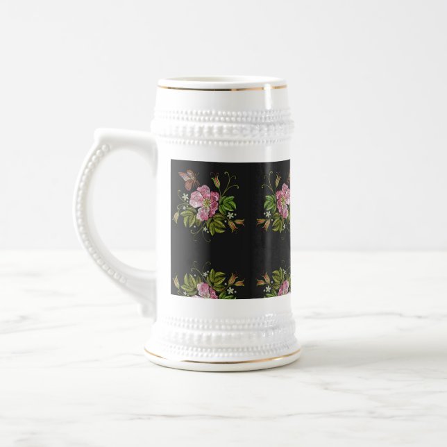 Eleganter floraler Stickereimuster Schwarzer Hinte Bierglas (Links)