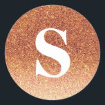 Eleganter Glitzer Orange Monogram Umschlag Aufkleb Runder Aufkleber<br><div class="desc">Das sind elegante Gold Glitzer Monogram Umschlag Aufkleber. Einfache,  elegante und trendige Gold Monogram Umschlag Aufkleber für Ihre besonderen Einladungen und Favoriten.</div>