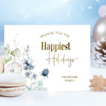 Eleganter, glücklichster Urlaub, Winter Grüne Urla Postkarte<br><div class="desc">Personalisieren Sie diese schöne Ferien Postkarte mit Ihrem eigenen Namen und Ihrer Nachricht! Design mit herrlicher Wintergrün und Phrase "Happiest Holidays" in Imitate goldene Folie moderne Schrift und Blocktypografie. Auch als Flachkarte und als Faltkarte erhältlich. Teil unserer Kollektion "Happiest Holidays Winter Greenery" mit einer Vielzahl von koordinierenden Produkten, inklusive Umschlag,...</div>
