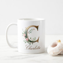 Eleganter Gold-Blumen-Initialen-C-Monogramm-Becher