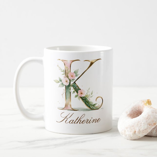 Eleganter Gold-Blumen-Initialen-K-Monogramm-Becher Kaffeetasse (Mit Donut)