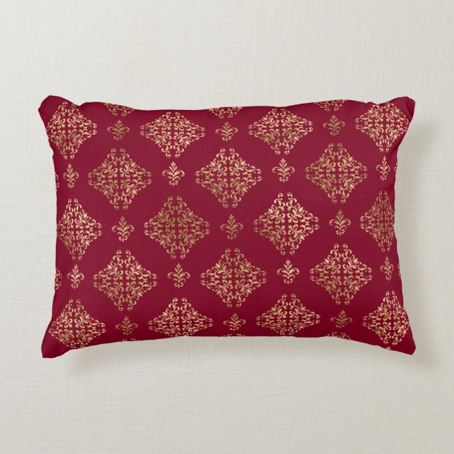 Eleganter Gold Damask auf Burgund Dekokissen (Vorderseite)