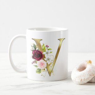 Eleganter goldener Buchstabe V Blush floraler Mono Kaffeetasse