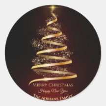 Eleganter goldener Weihnachtsbaum mit hellem Licht