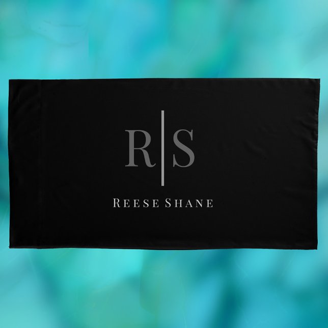 Eleganter grauer Monogramm und weißer Name, schwar Kissenbezug (Von Creator hochgeladen)