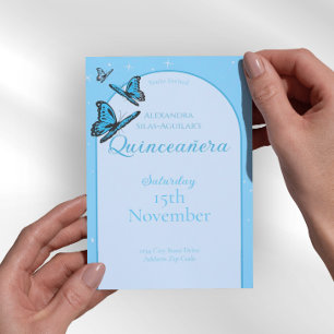Eleganter Hellblauer Schmetterling Quinceañera - M Einladung