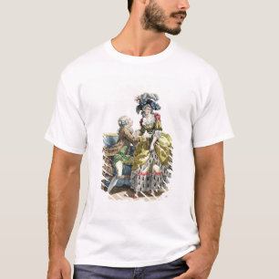 Eleganter Herr, der zu einer Dame in einem 'Margue T-Shirt