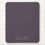Eleganter Individuelle Name Lila Taupe Mousepad<br><div class="desc">Eleganter Individuelle Name Mouse Mat in lila taupe mit Namen in silberner Handschrift. Füllen Sie einfach Ihren Namen aus oder passen Sie ihn an,  um Ihre personalisierte Maus-Matte zu erstellen.</div>