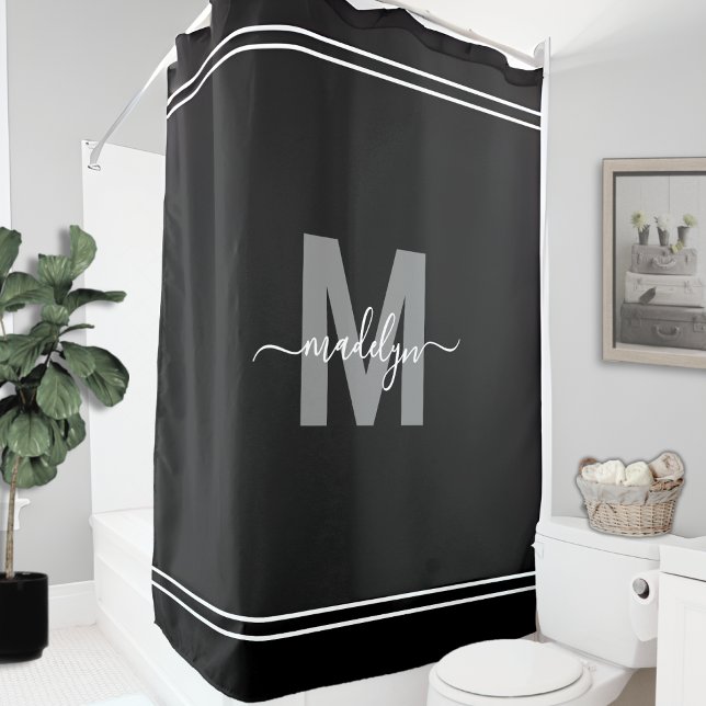 Eleganter Individuelle Name Monogram Schwarz-weiß Duschvorhang (Elegant Custom Name Monogram Black White Shower Curtain)