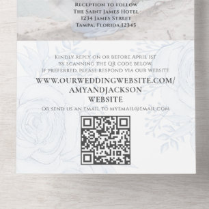 Eleganter Klassischer Staubblauer QR-Code Floraler All In One Einladung