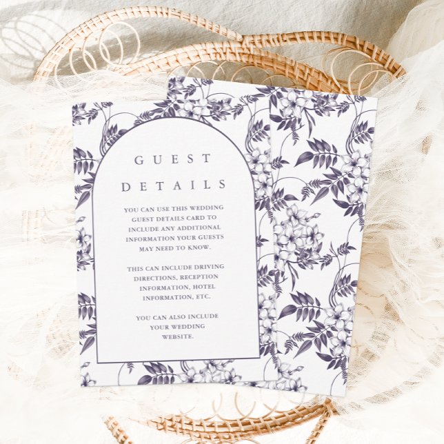 Eleganter Lila Blumengast Detail (Von Creator hochgeladen)