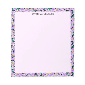 Eleganter lila Blumenrand personalisiert Notizblock