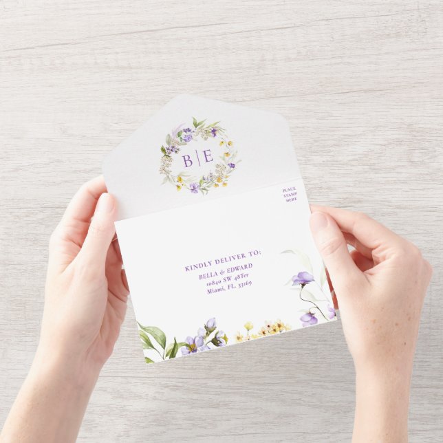 Eleganter Lila Monogram Floral Wedding QR Code All In One Einladung (Eröffnung)