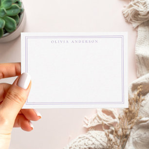 Eleganter Lila Monogrammname an zwei Grenzen Mitteilungskarte