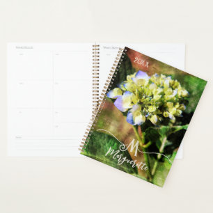Eleganter "M" Monogram Floral Hydrangea Planer