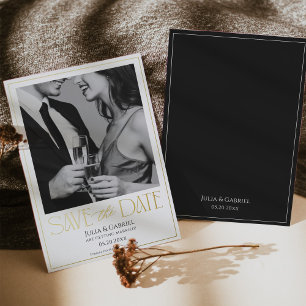 Eleganter minimalistischer Save-the-Date-Kalender Folieneinladung