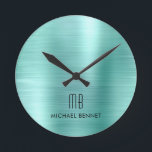 Eleganter Mit Monogramm, Aquamarin-grüner Brushed- Runde Wanduhr<br><div class="desc">Personalisierte elegante Mit Monogramm Aquamarine grüne,  gebürstete Runduhr.</div>