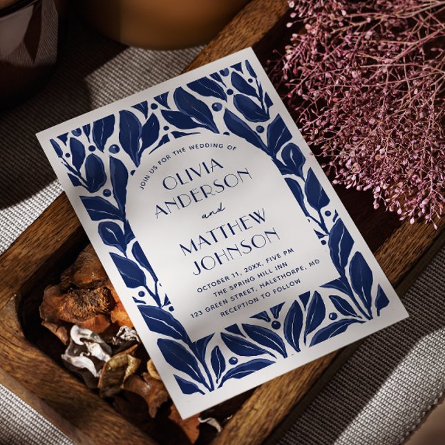 Eleganter moderner Bogen. Blütenhochzeit Einladung (Von Creator hochgeladen)