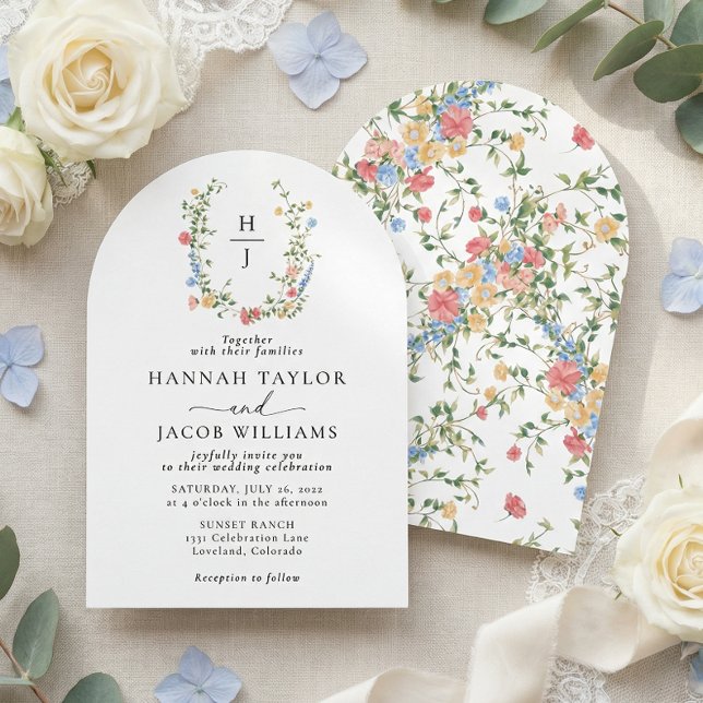 Eleganter Monogramm-Hochzeitsbogen mit Wildblumen Einladung (Von Creator hochgeladen)