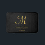 Eleganter Name Schwarz und Gold Monogram Badematte<br><div class="desc">Elegante Black and Gold Monogram Name Newlyweds Bath mat</div>