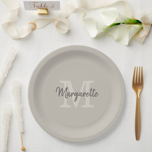 Eleganter Name und Anfangsmonogramm  Pappteller (Hochzeit)